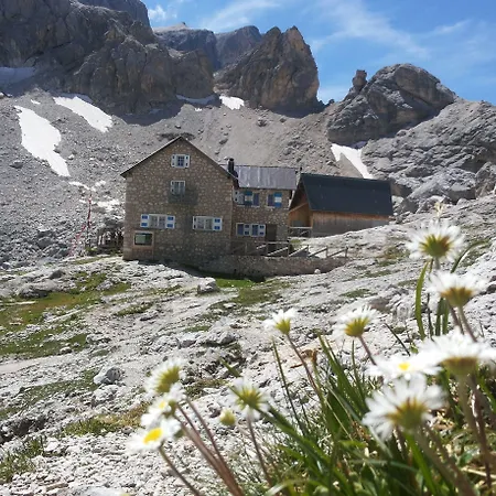 Rifugio Mulaz Gares